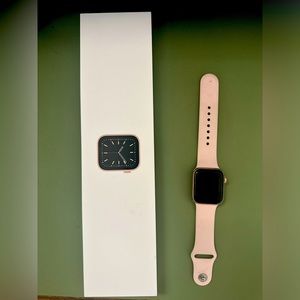 Apple Watch Series 6 40mm Gold Alu- Pink San Sp Band